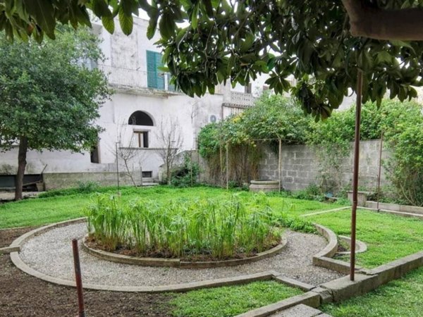 casa indipendente in vendita a Lecce in zona Mazzini
