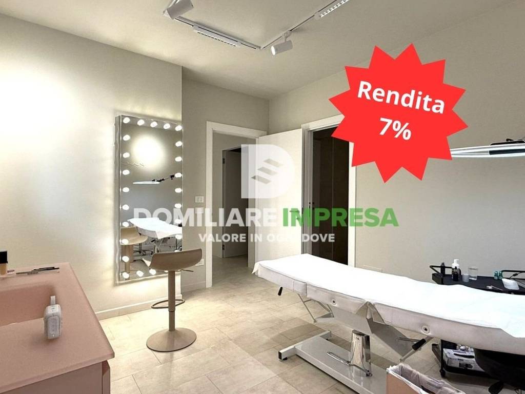 ufficio in vendita a Lecce in zona Partigiani