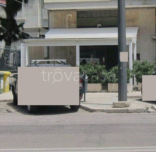 negozio in vendita a Lecce in zona Leuca