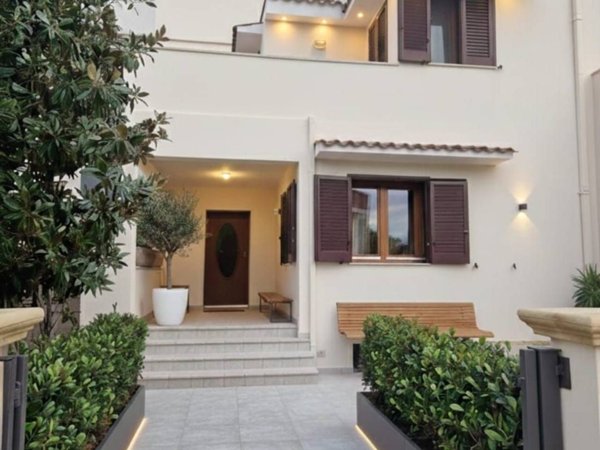 casa indipendente in vendita a Lecce in zona Salesiani