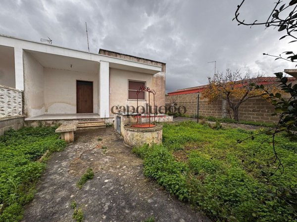 casa indipendente in vendita a Lecce in zona Torre Rinalda