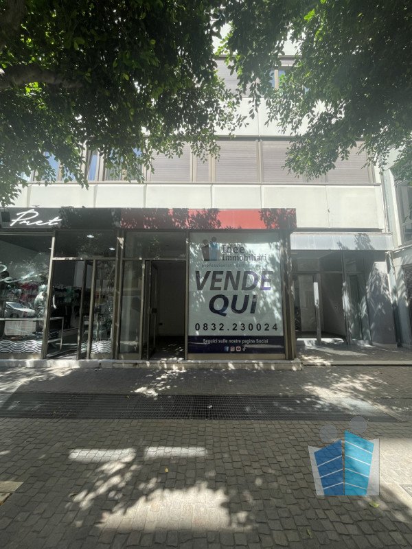 locale commerciale in vendita a Lecce in zona Mazzini