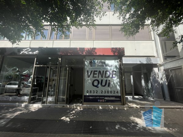 locale commerciale in vendita a Lecce in zona Mazzini