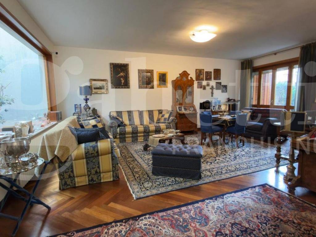 casa indipendente in vendita a Lecce in zona Partigiani