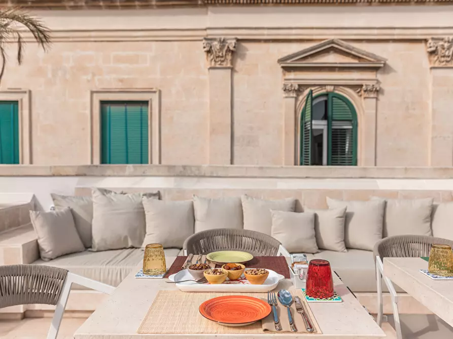 casa indipendente in vendita a Lecce in zona Centro Città