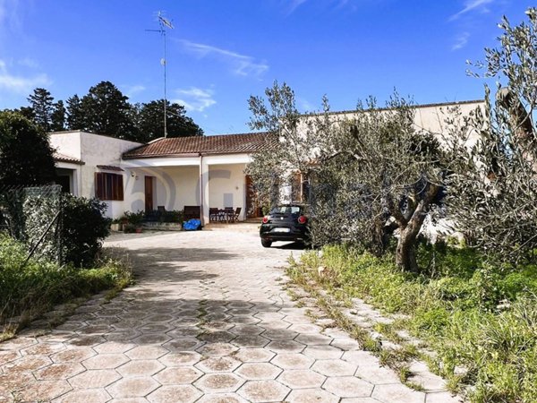 casa indipendente in vendita a Lecce in zona Salesiani