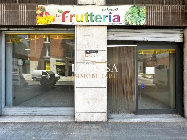 locale commerciale in vendita a Lecce in zona Mazzini