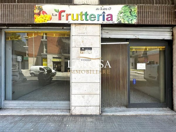 locale commerciale in vendita a Lecce in zona Mazzini