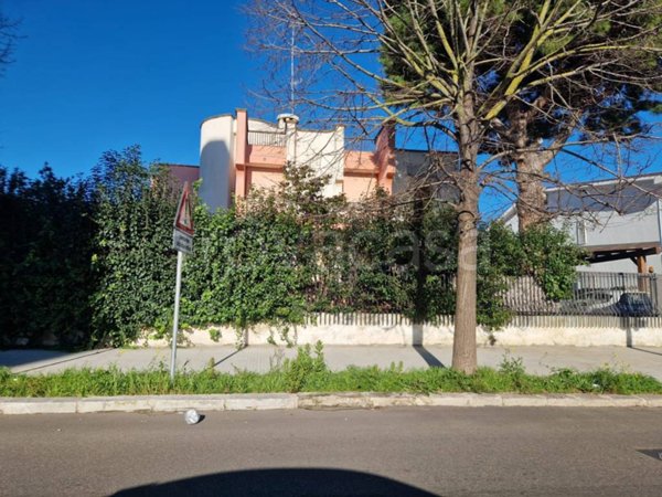casa indipendente in vendita a Lecce in zona Partigiani