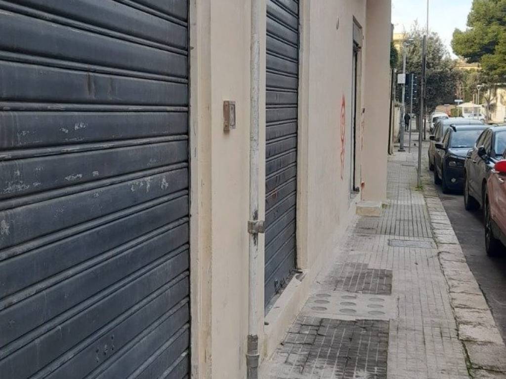 negozio in vendita a Lecce in zona Centro Città
