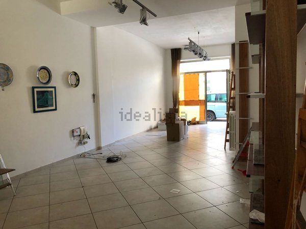 locale commerciale in vendita a Lecce in zona Mazzini