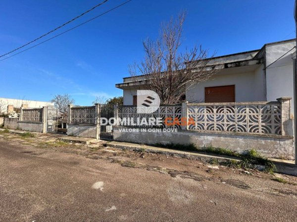 casa indipendente in vendita a Lecce in zona Torre Rinalda