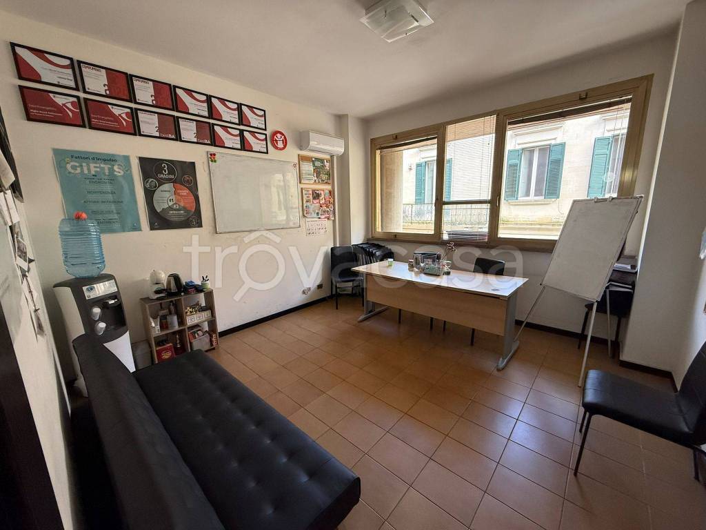 trivano in vendita a Lecce in zona Mazzini