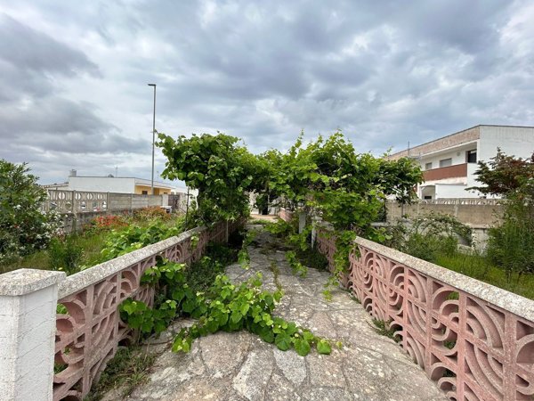 casa indipendente in vendita a Lecce
