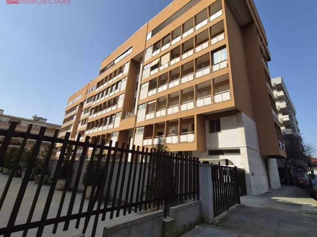 appartamento in vendita a Lecce in zona Partigiani