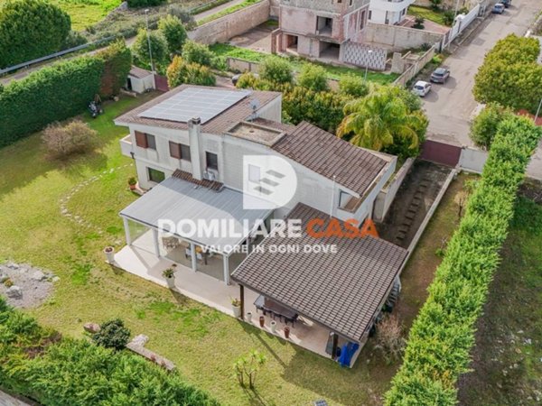 casa indipendente in vendita a Lecce in zona Partigiani