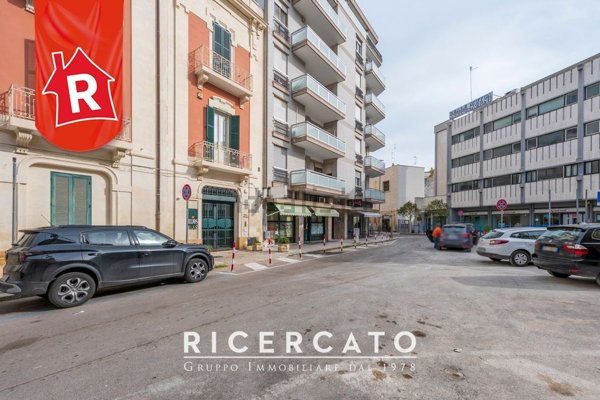 locale commerciale in vendita a Lecce in zona Centro Città