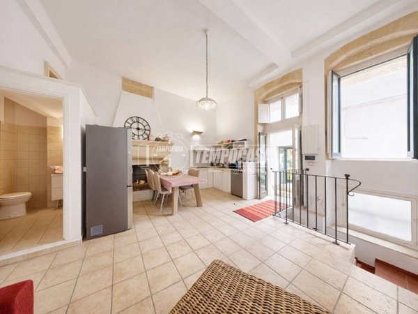 casa indipendente in vendita a Lecce in zona Centro Città