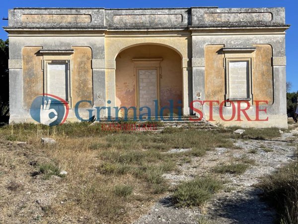 casale in vendita a Lecce in zona Rudiae