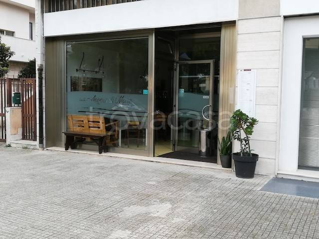 negozio in vendita a Lecce in zona Partigiani