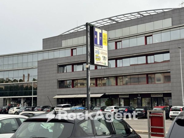 negozio in vendita a Lecce in zona Stadio