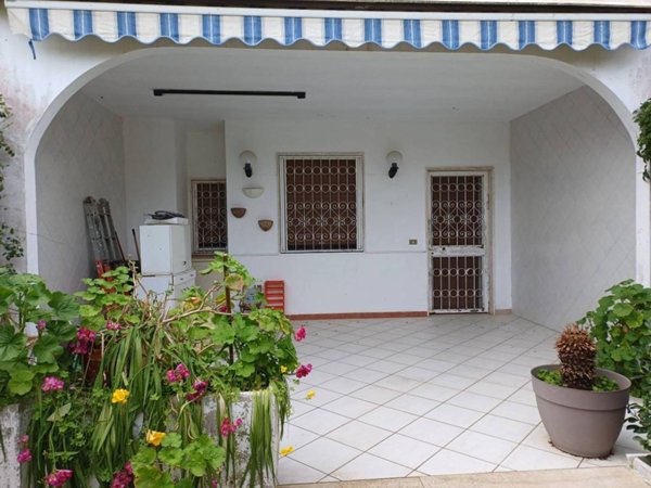 casa indipendente in vendita a Lecce in zona San Cataldo