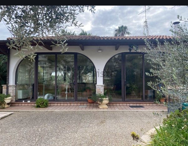 casa indipendente in vendita a Lecce