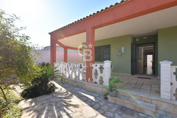 casa indipendente in vendita a Lecce in zona Torre Rinalda