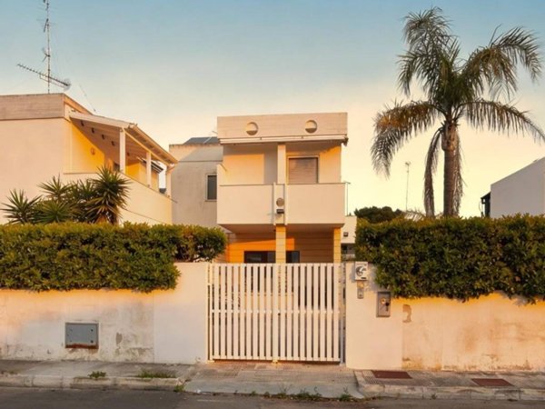 casa indipendente in vendita a Lecce in zona San Cataldo