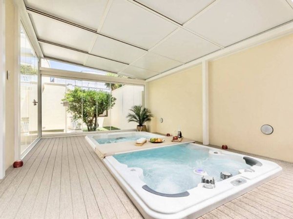casa indipendente in vendita a Lecce in zona Salesiani