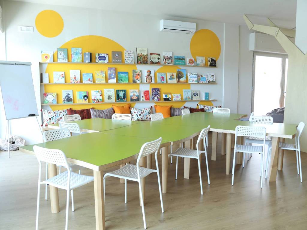 negozio in vendita a Lecce in zona Aria Sana