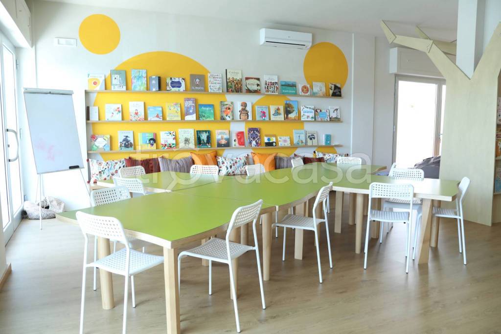 negozio in vendita a Lecce in zona Aria Sana