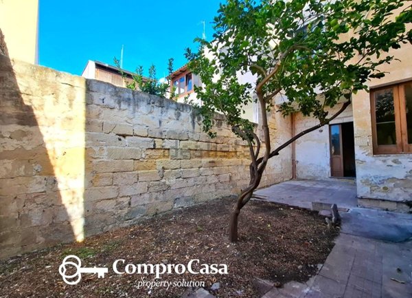 appartamento in vendita a Lecce in zona Ariosto