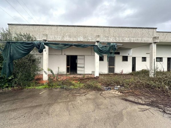 negozio in vendita a Lecce in zona Borgo Pace