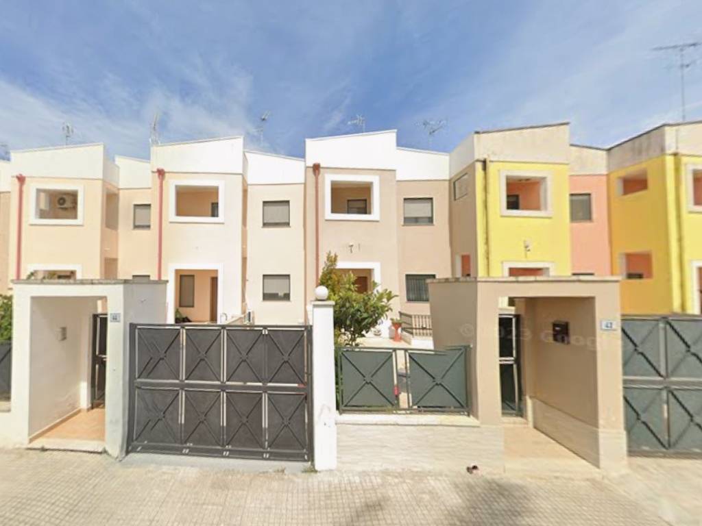 casa indipendente in vendita a Lecce in zona Centro Città