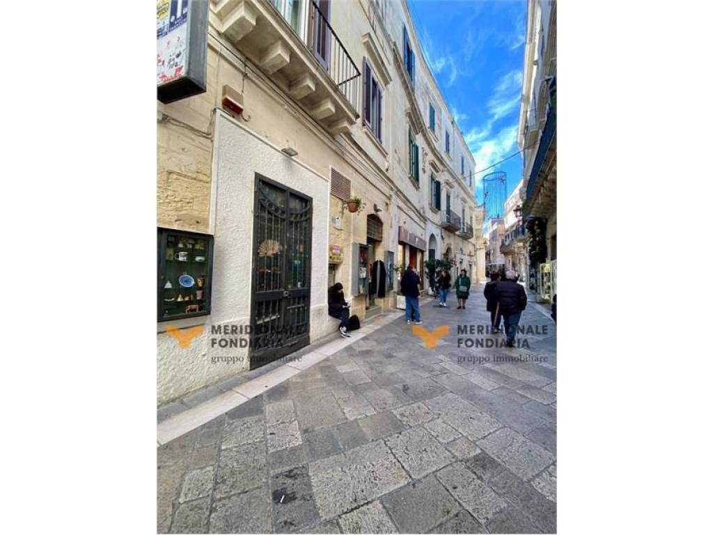 negozio in vendita a Lecce in zona Centro Città