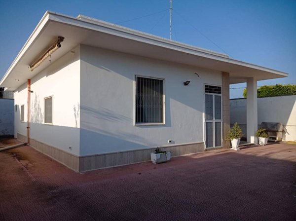 casa indipendente in vendita a Lecce in zona Torre Rinalda