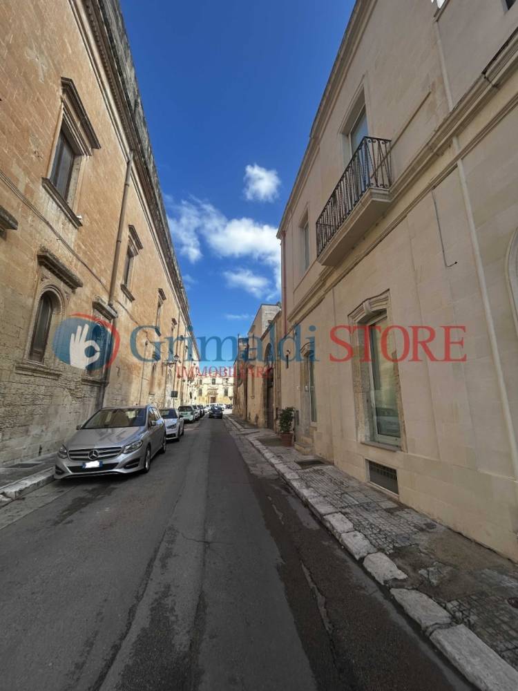 casa indipendente in vendita a Lecce in zona Centro Città