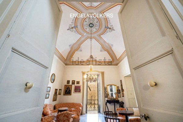 casa indipendente in vendita a Lecce in zona Centro Città