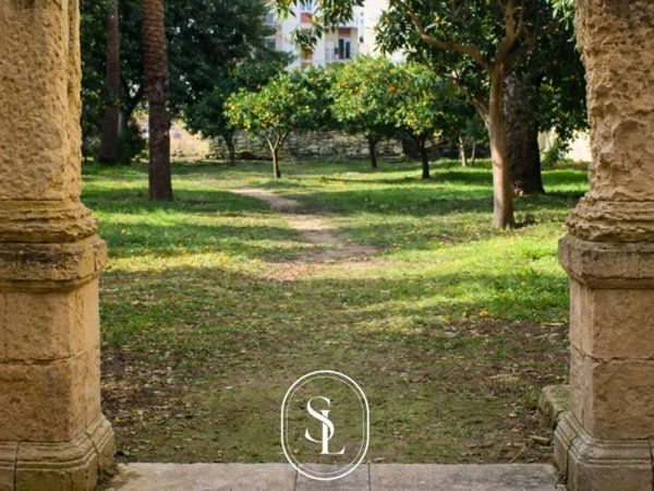 intera palazzina in vendita a Lecce