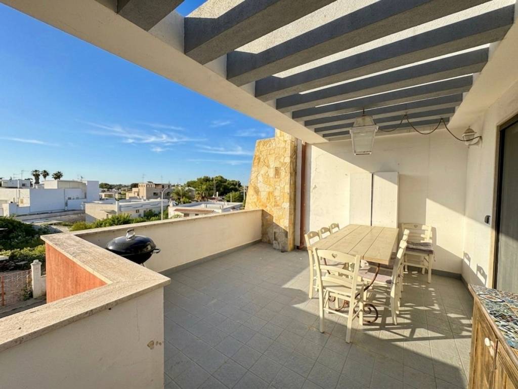 casa indipendente in vendita a Lecce in zona Santa Rosa