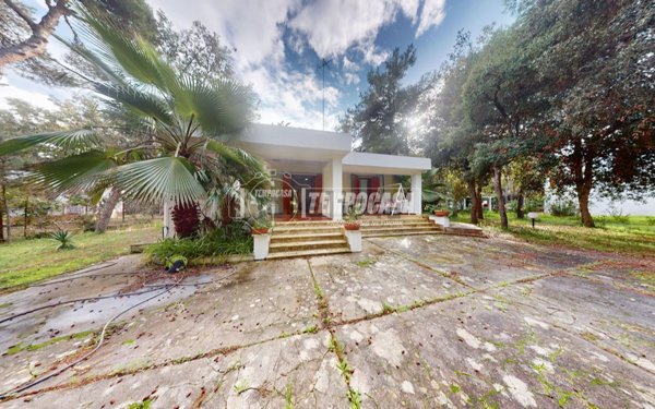 casa indipendente in vendita a Lecce in zona Rudiae