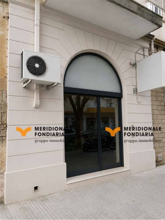 negozio in vendita a Lecce in zona Borgo Pace