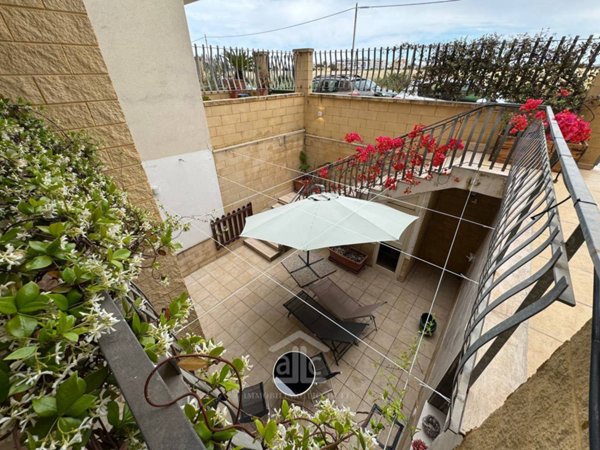 casa indipendente in vendita a Lecce