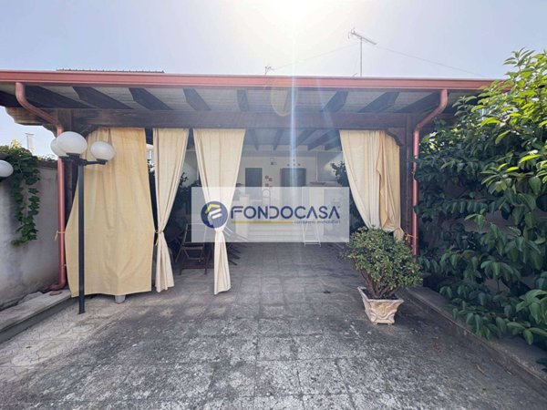 casa indipendente in vendita a Lecce in zona San Cataldo