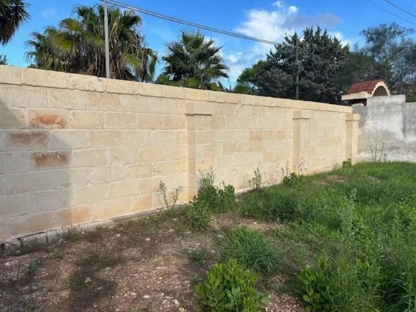 terreno agricolo in vendita a Lecce in zona Torre Chianca