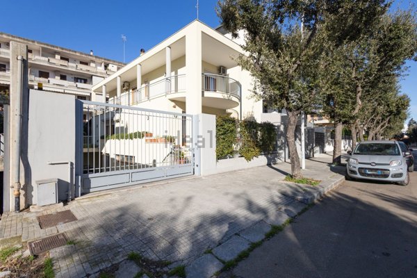 casa indipendente in vendita a Lecce