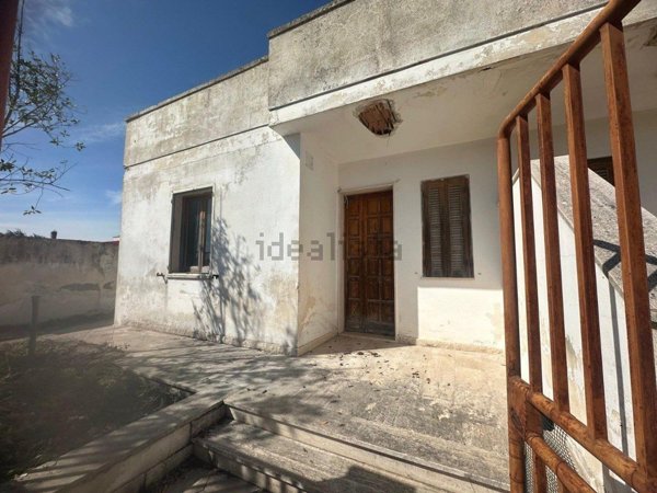 casa indipendente in vendita a Lecce in zona Torre Chianca
