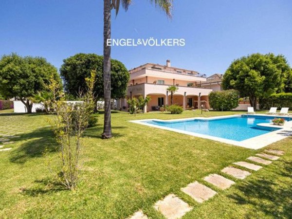 casa indipendente in vendita a Lecce in zona Salesiani
