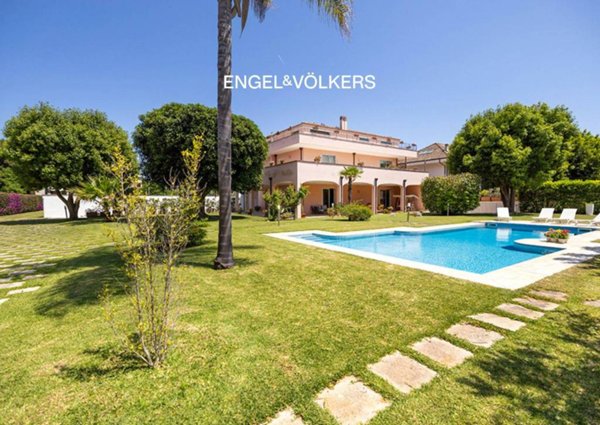 casa indipendente in vendita a Lecce in zona Salesiani